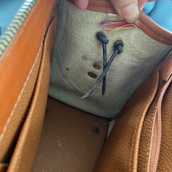 Dooney & Bourke Purse - Picture 17 of 17